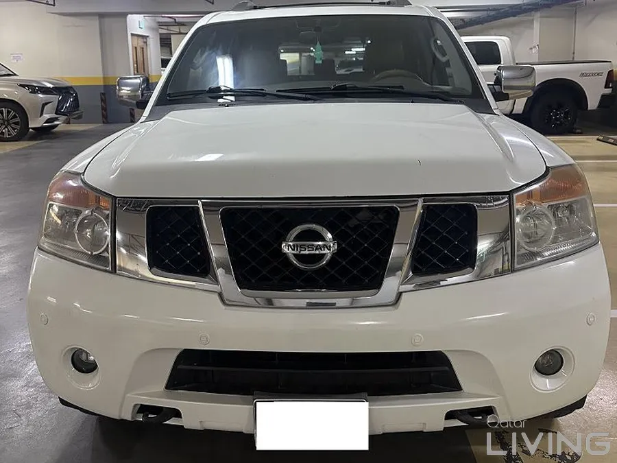 Nissan Armada LE 2011